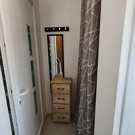 2 Pers Entierement Equipe Apartment Prades-le-Lez