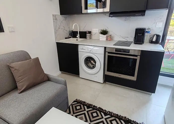 Logement 2 Pers Entierement Equipe Apartman